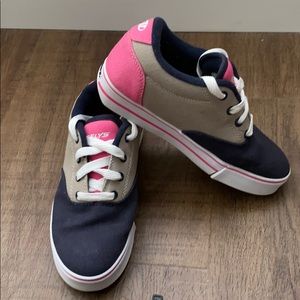 Girls Heelys Size Youth 4